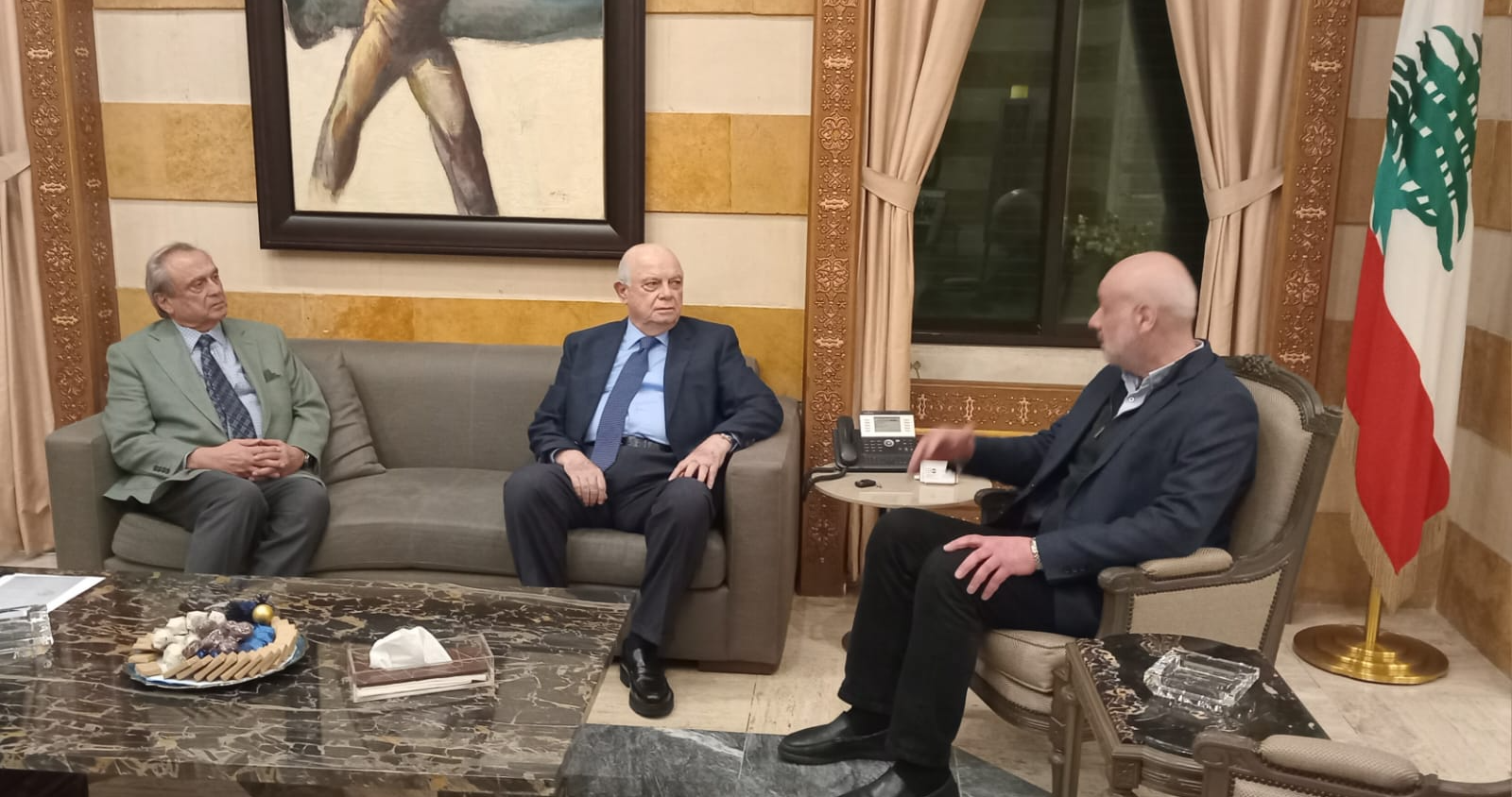 حبيب: لفتح شارع المصارف في بيروت كهدية للشعب اللبناني في العهد الجديد