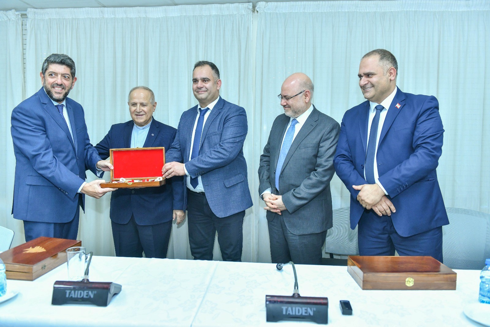 اتفاقية تعاون بين 