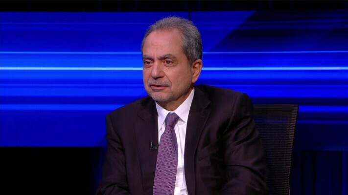 صدي يوقع على تجديد الاتفاق النفطي مع العراق