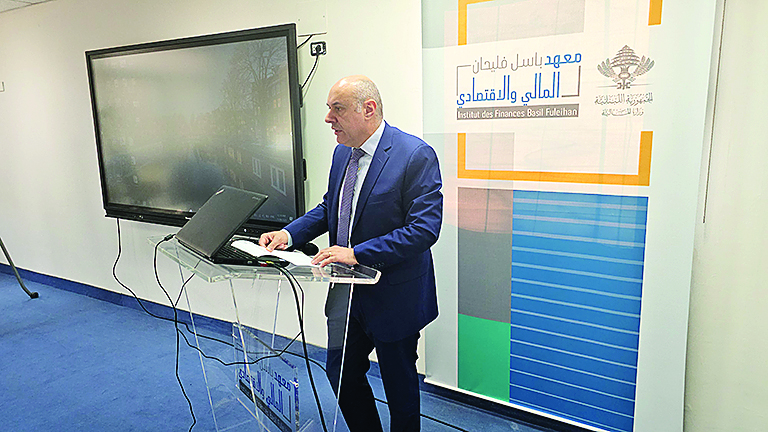 المعراوي يفتتح برنامجاً في 