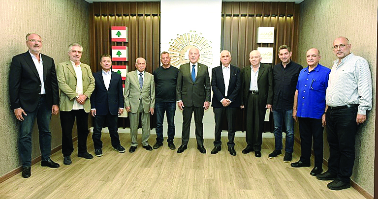 مجلس إدارة غرفة طرابلس جدد الثقة بدبوسي وهيئة المكتب وينتخب يمين نائباً للرئيس