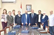 الرياشي كرم موظفي وزارته:  وضعنا المدماك الاول لبناء الاعلام