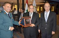 الملحقية العسكرية في السفارة اللبنانية في مصر كرمت المنتج صادق الصباح تقديرا لشركته