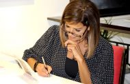 الفنانة التشكيلية والكاتبة ماجده شعبان: لطالما كانت الكلمة مرافقة للوحاتي