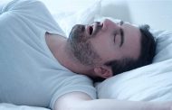 لهذا السبب نتكلّم أثناء نومنا وهذا هو العلاج