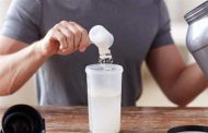 مخاطر كبيرة لمشروبات بناء العضلات.. احذروها!
