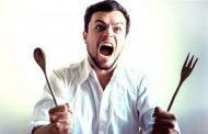 12 سببا لشعورك الدائم بالجوع