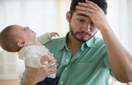اكتئاب ما بعد الولادة يهدد الآباء «في صمت»