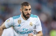 بنزيما يدعم منتخب الجزائر برسالة مؤثّرة!