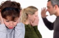 كيف يؤثر طلاق الوالدين على صحّة الأطفال؟!