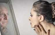 لماذا تشيخ النساء أسرع من الرجال؟..