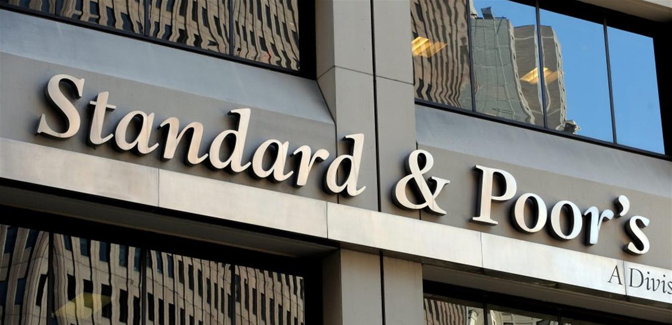 خبراء اقتصاديون يتحدثون عن توقعاتهم حيال التصنيف الائتماني  الذي ستصدره 