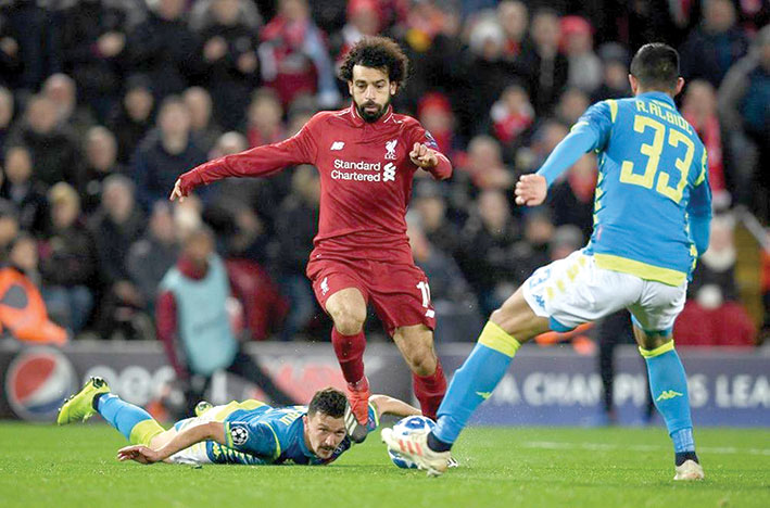 دوري أبطال أوروبا لكرة القدم نابولي وليفربول في صدام ناري مبكر
