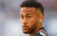 نيمار يريد «وهب حياته لسان جيرمان»