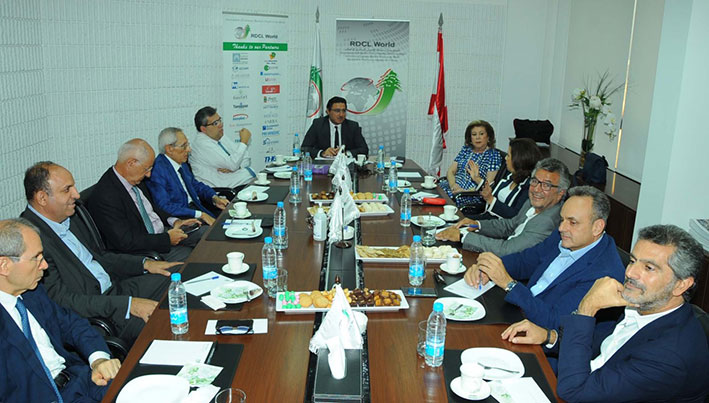 زمكحل: لإزالة كل الضرائب الجمركية واستبدالها بالضريبة على القيمة المضافة