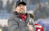 يورغن كلوب مدرب فريق ليفربول لا يأبه لفارق النقاط ويركز على المستقبل