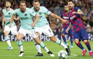 كرة القدم / دوري أبطال أوروبا - أنتر يواجه برشلونة للتأهل ودورتموند يترقب