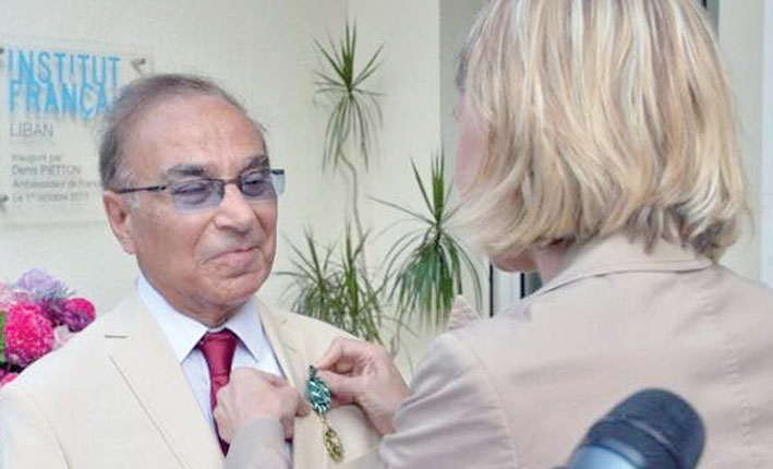 فرنسا تمنح سامي خياط وسام الفنون والآداب من رتبة ضابط