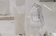 مصمم التمثال المثير للجدل في مصر يرد على منتقديه