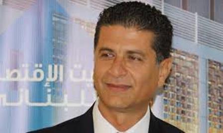رئيس نقابة مستوردي السيارات المستعملة: هل لدى المرفأ بوليصة تأمين على البضائع؟