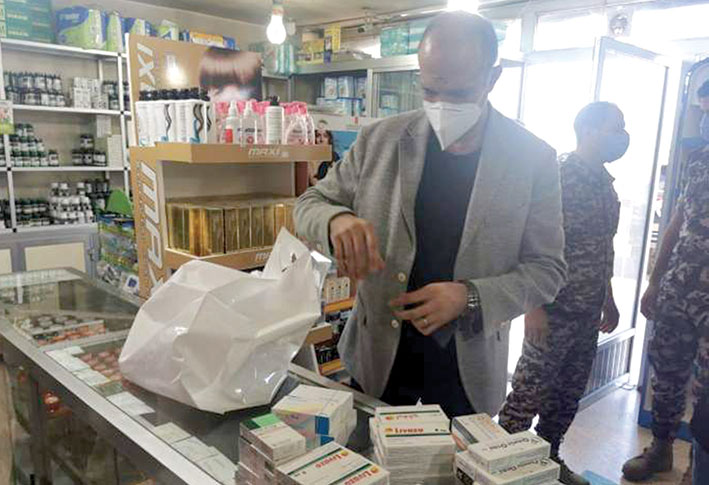 حسن: ضبط صيدليات ومستودعات تهرب أدوية إلى خارج لبنان