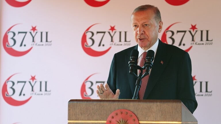 أردوغان يدعو مواطنيه لإخراج قرشهم الأبيض 