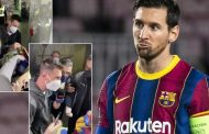 إيقاف ميسي في مطار برشلونة بعد 15 ساعة من الطيران
