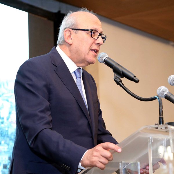 زغيب عن المهل الضاغطة وتوقف خدمة الكهرباء في زحلة: لتمديد العقد ثم البحث في دفتر الشروط
