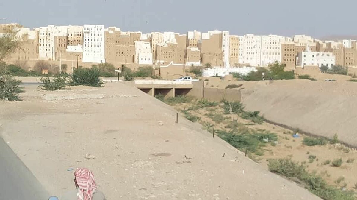 اكتشاف مقبرة أثرية تعود لمملكة حضرموت شرقي اليمن