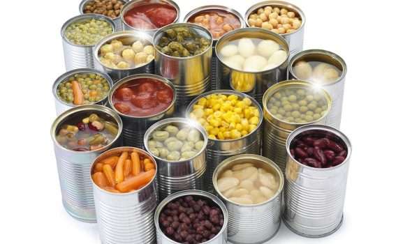 هل ينقل الطعام وأغلفته فيروس كورونا؟