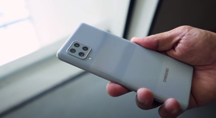 هاتف 5G بسعر مقبول من سامسونغ سيرى النور قريبا