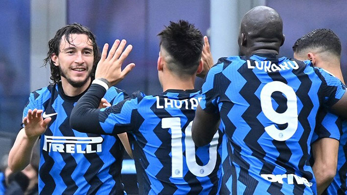 إنتر ميلان يتجاوز عقبة كالياري ويعزز صدارته للدوري الإيطالي