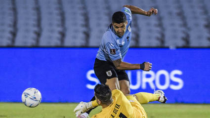 الأوروغواي تهدر نقطتين أمام باراغواي في تصفيات كأس العالم