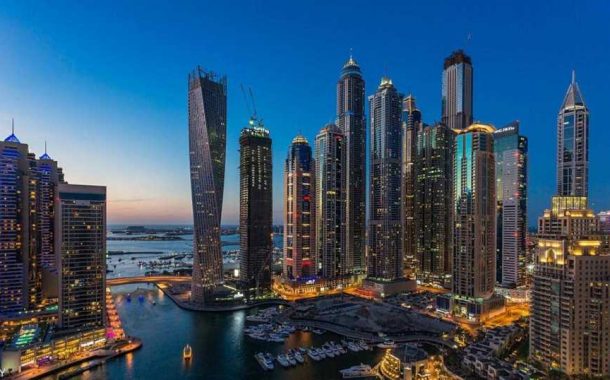 مشاريع الخليج تصمد أمام الحرب بقيادة السعودية والإمارات