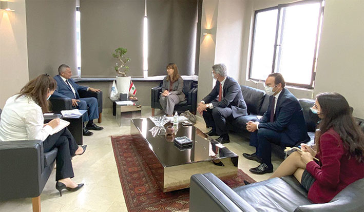 وزير المالية يلتقي وفداً من البنك الأوروبي لإعادة الإعمار