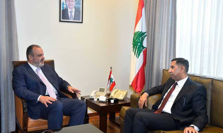 بوشكيان يعرض تطوّر العلاقات بين لبنان والعراق
