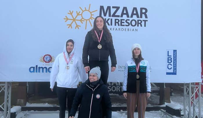 ذهبية آسيوية لمانون عويس في سباق التعرج الطويل ببطولة آسيا للتزلج الألبي