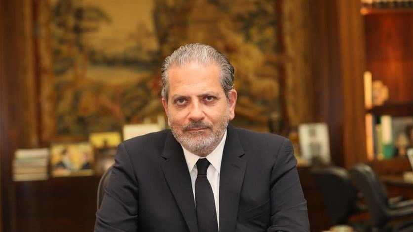 شماس يدعو المواطنين إلى ملء سياراتهم بالبنزين وعدم تخزين المواد النفطية في المنازل