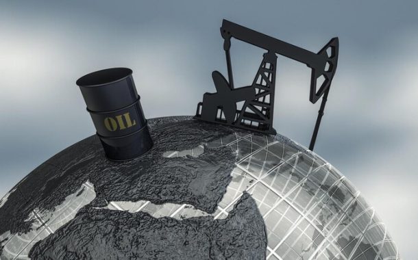 سعر النفط يتذبذب مع تصاعد توترات إيران وتراجع المخزونات الأميركية