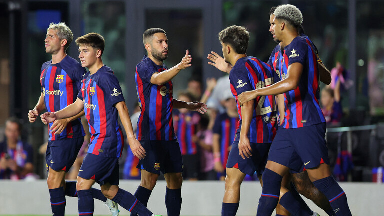 فوز برشلونة على فياريال واتلتيكو على ريتا فيتو