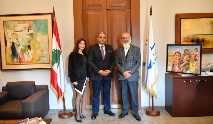 المرتضى استقبل الفنان التشكيلي عارف منيمنة