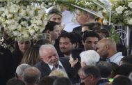 رئيس البرازيل ورئيس الفيفا يودعان الاسطورة بيليه