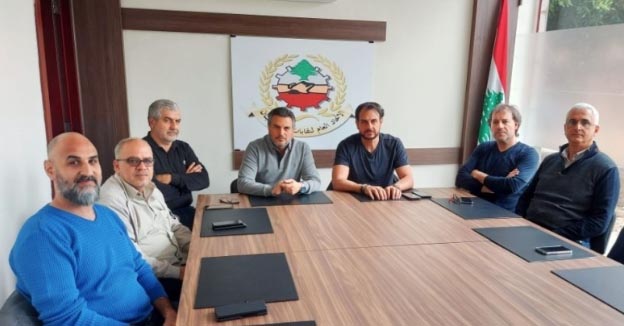 الخولي التقى وفدا من رابطة محطات الطاقة مطالبا بدولرة البنزين