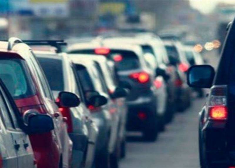 مع هستيريا الدولار.. كم أصبحت كلفة التنقل بالسيارة الخاصة؟