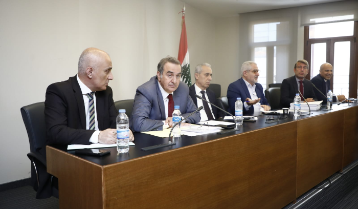 لجنة الأشغال اجتمعت في حضور وزير الطاقة ومحور البحث خطة الكهرباء وتحسين الأداء