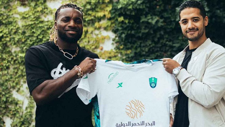 الأهلي السعودي يضم لاعبا من نيوكاسل