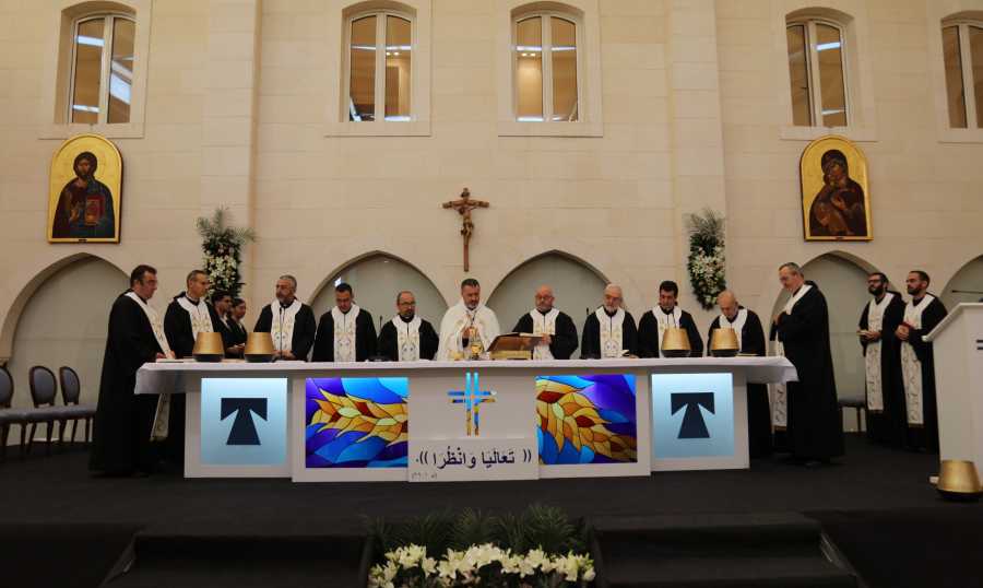 الجامعة الأنطونية تفتتح عامها الدراسي بقداس احتفالي