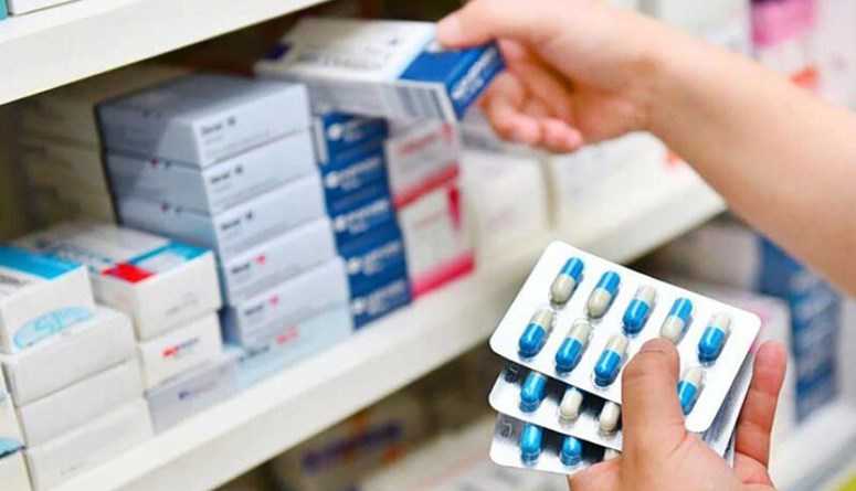 نقابة مستوردي الأدوية: لا تتهافتوا على تخزين الدّواء