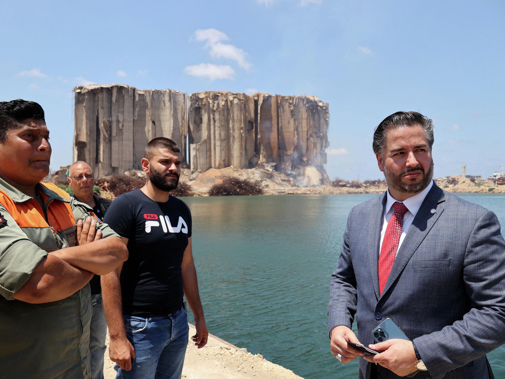 سلام من مرفأ بيروت: نقوم بعمل استباقي وخطّتنا التخفيف من التخزين