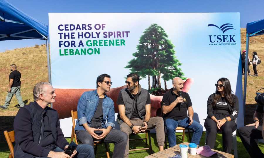 غابة أرز جامعة الروح القدس في أعالي صنين